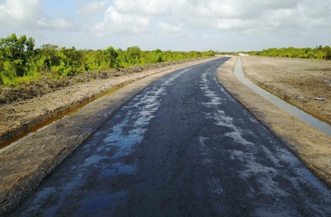 $500M Diamond/Eccles road for April completion
